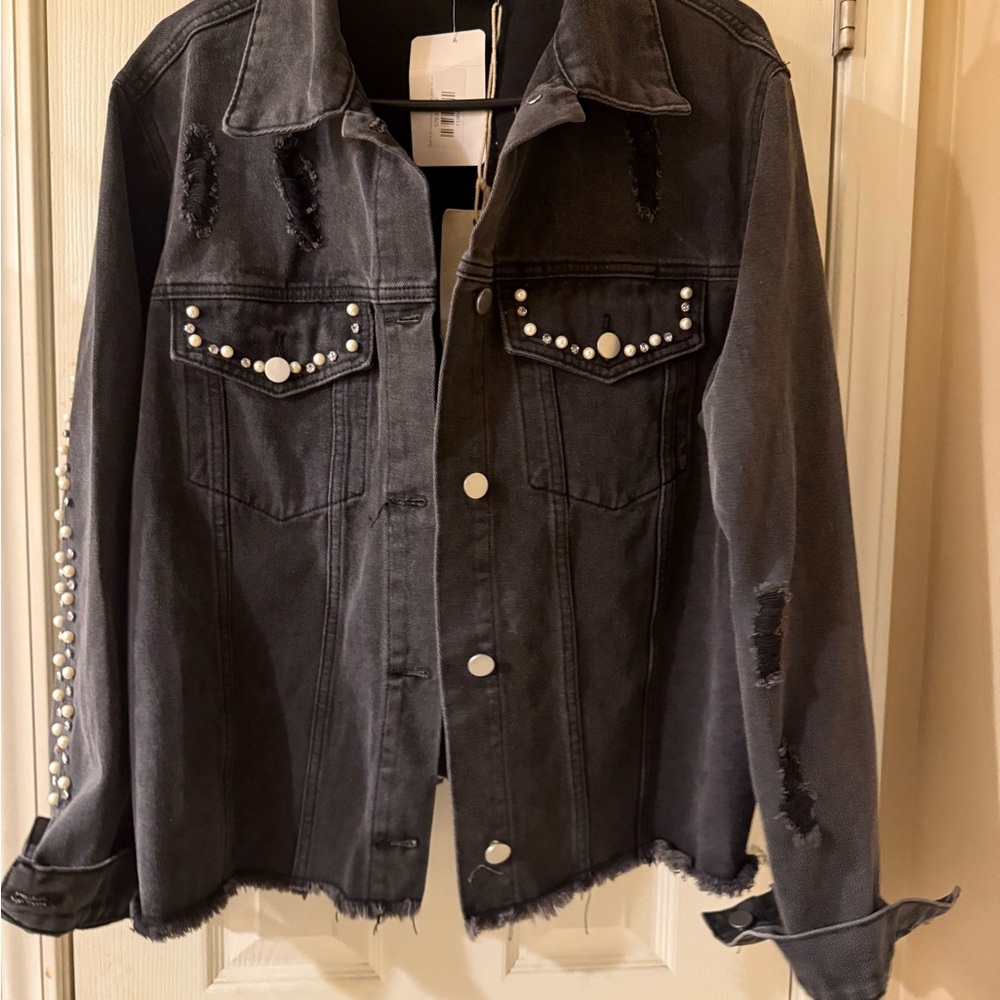 Pearl-Embellished Black Denim Jacket